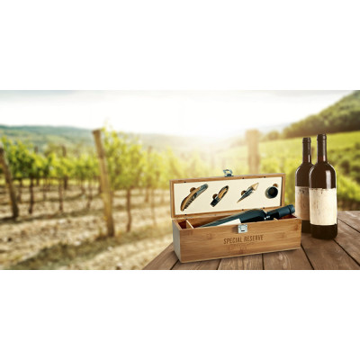 SYRAH. Conjunto para vinho em bambu, ABS e aço inoxidável